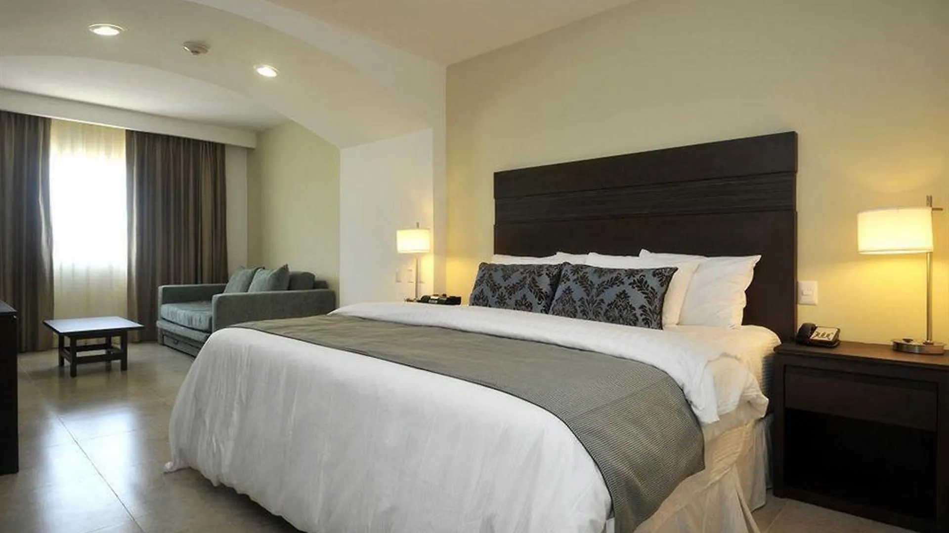 Hotel Wyndham Garden Cancun Downtown