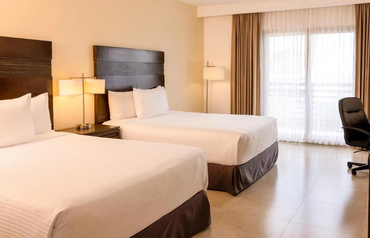 Wyndham Garden Cancun Downtown