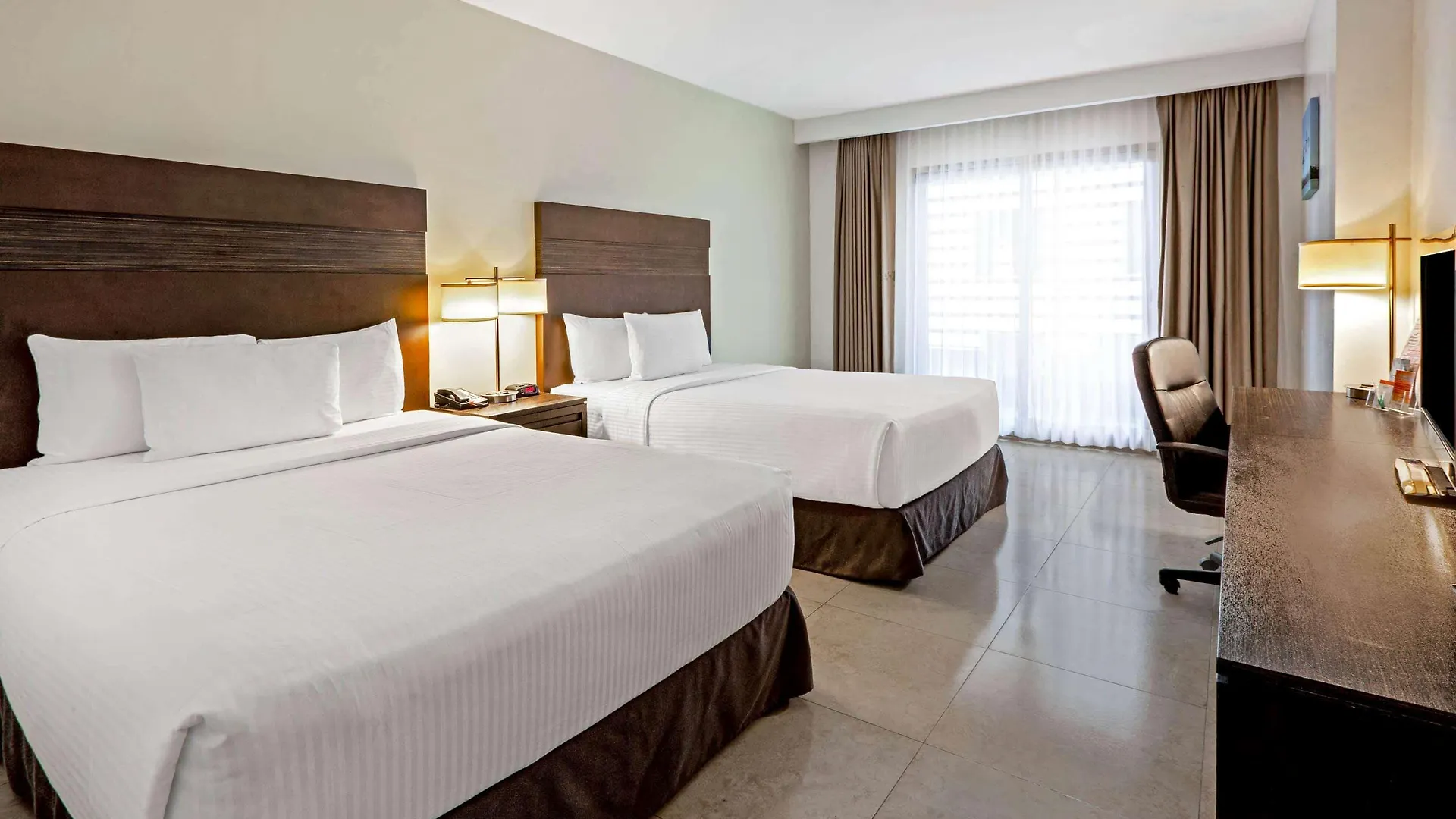 Hotel Wyndham Garden Cancun Downtown