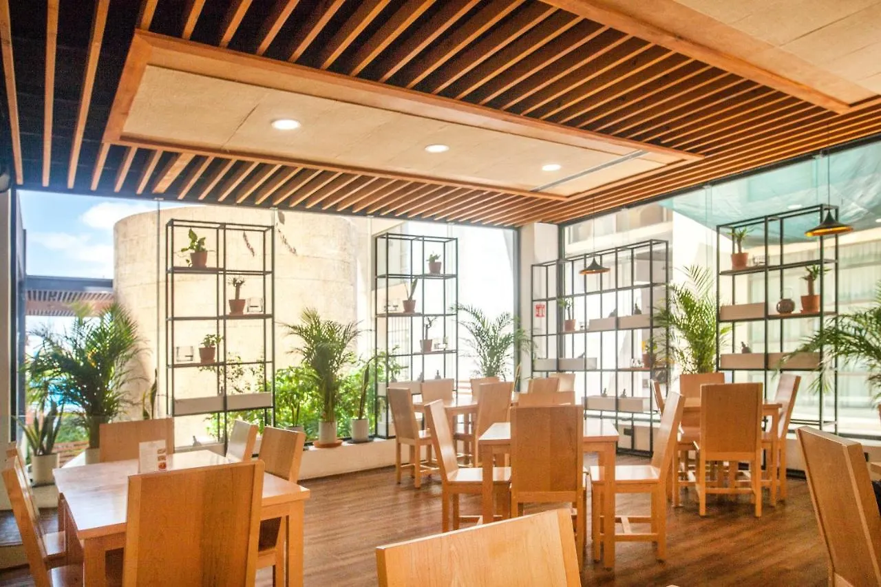 Hotel Wyndham Garden Cancun Downtown