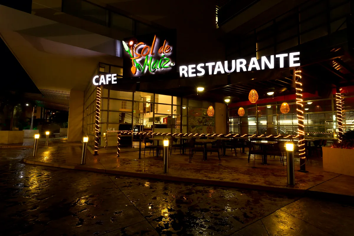 **** Hotel Wyndham Garden Cancun Downtown Mexico