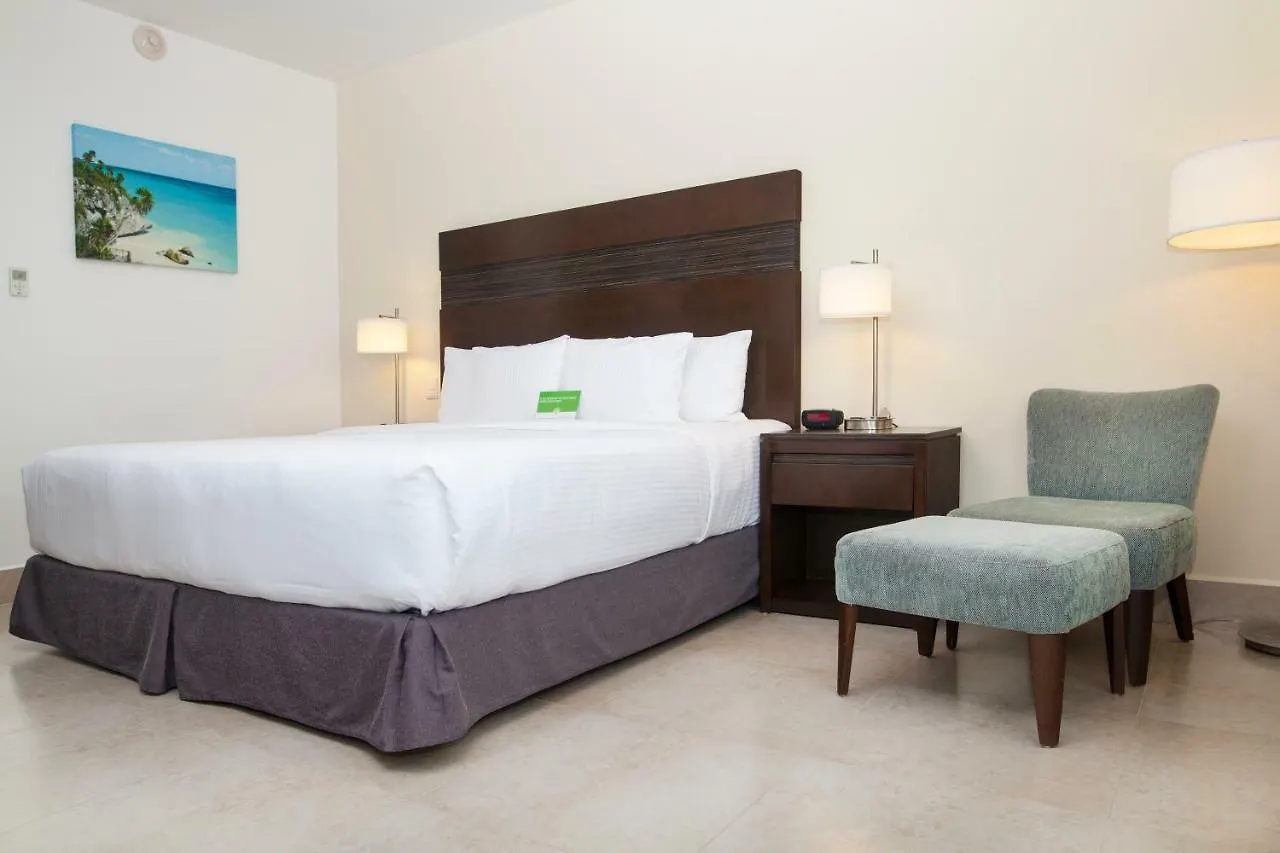 Wyndham Garden Cancun Downtown 4*,  Mexico